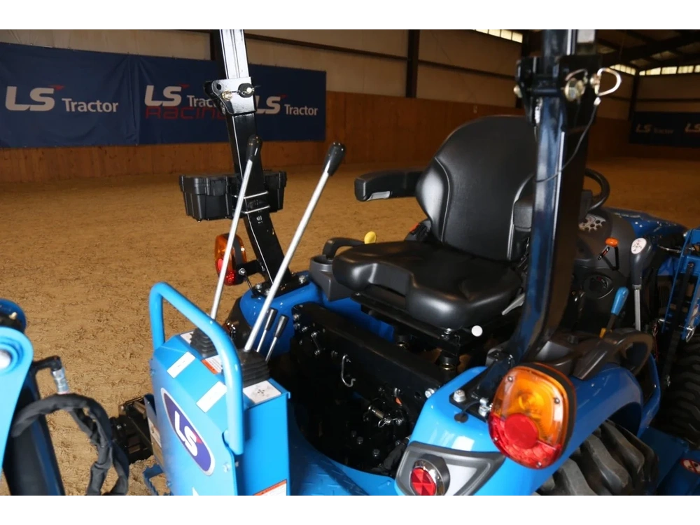 None Ls Tractor Mt225s – 24.7hp alt