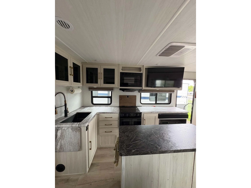 Forest River Surveyor 253 Rls 2024 alt