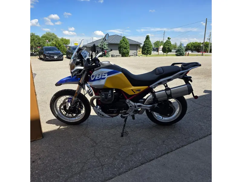 Moto Guzzi V85 TT 2027