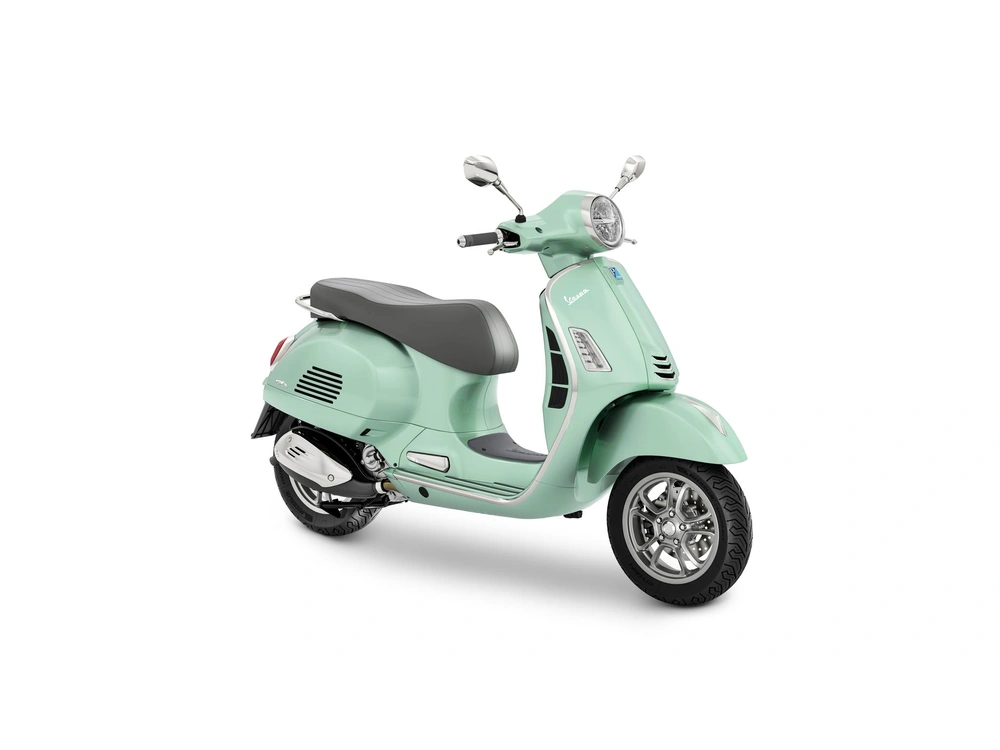 2026 Vespa Gts 310 alt