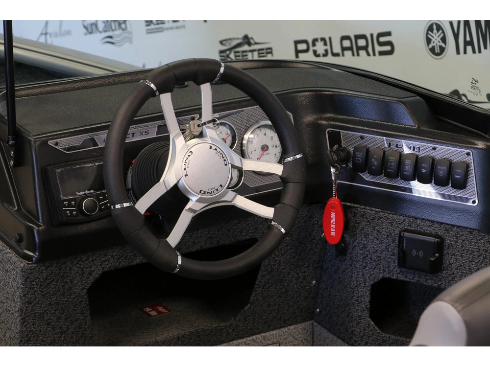 Lund 1875 Impact Xs Sport+ Mercury 150 Hp & Remorque 2026 alt