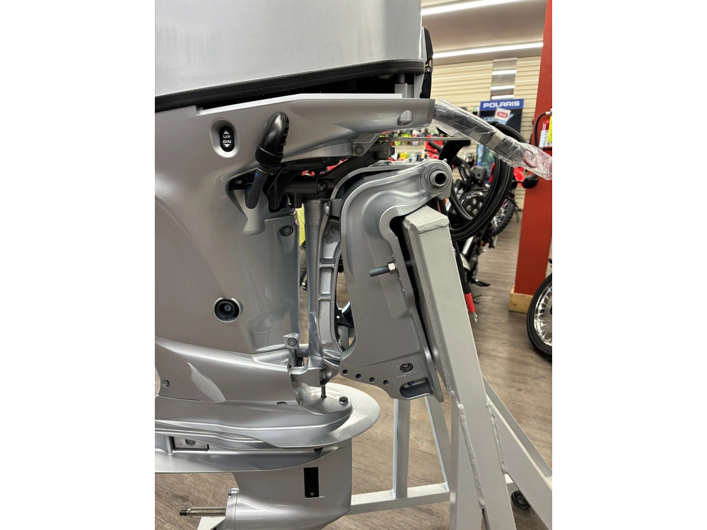 2026 Honda 60hp Remote, Elec. Start Outboard alt