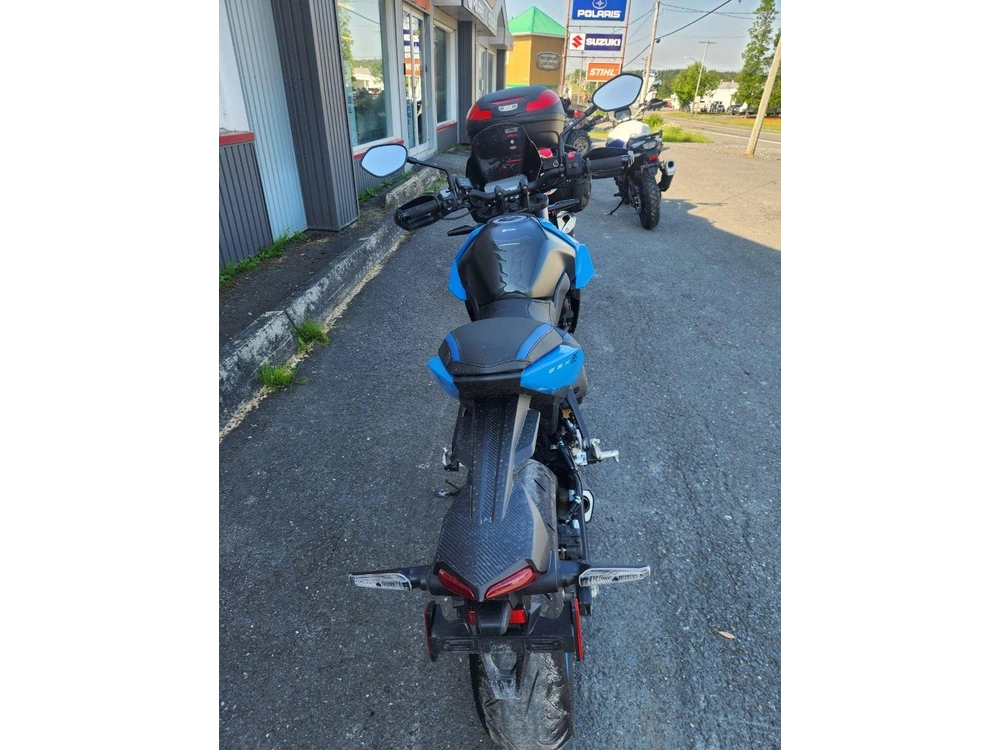Suzuki Gsx-8s 2023 alt