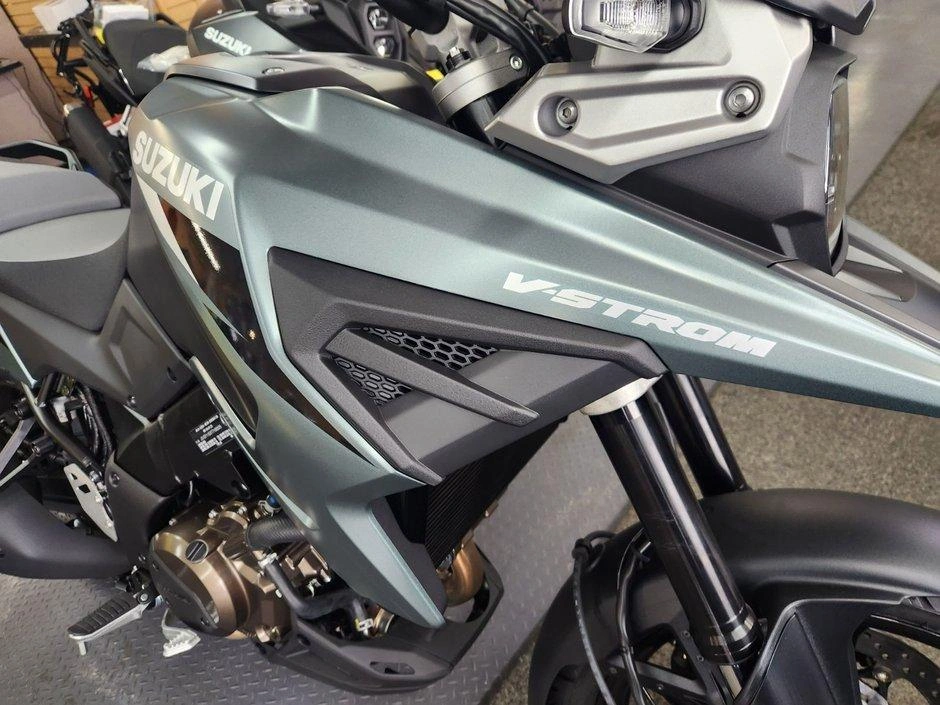 Suzuki V-strom 2026 alt