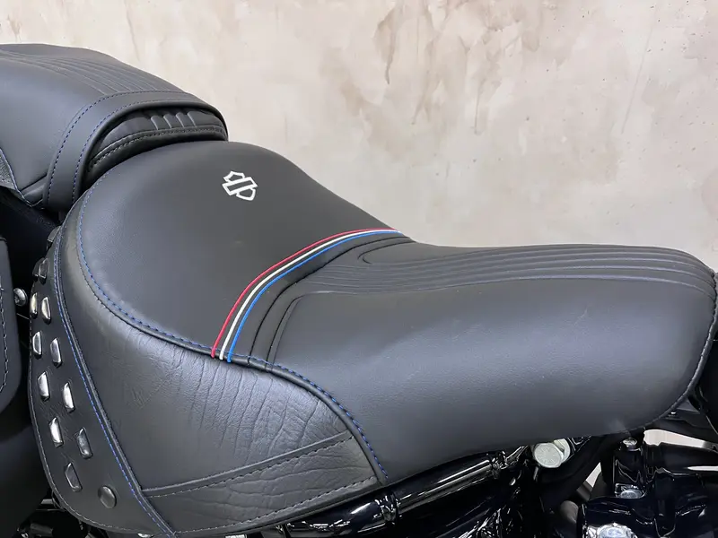 2026 Harley-davidson Flhc Heritage Classic alt