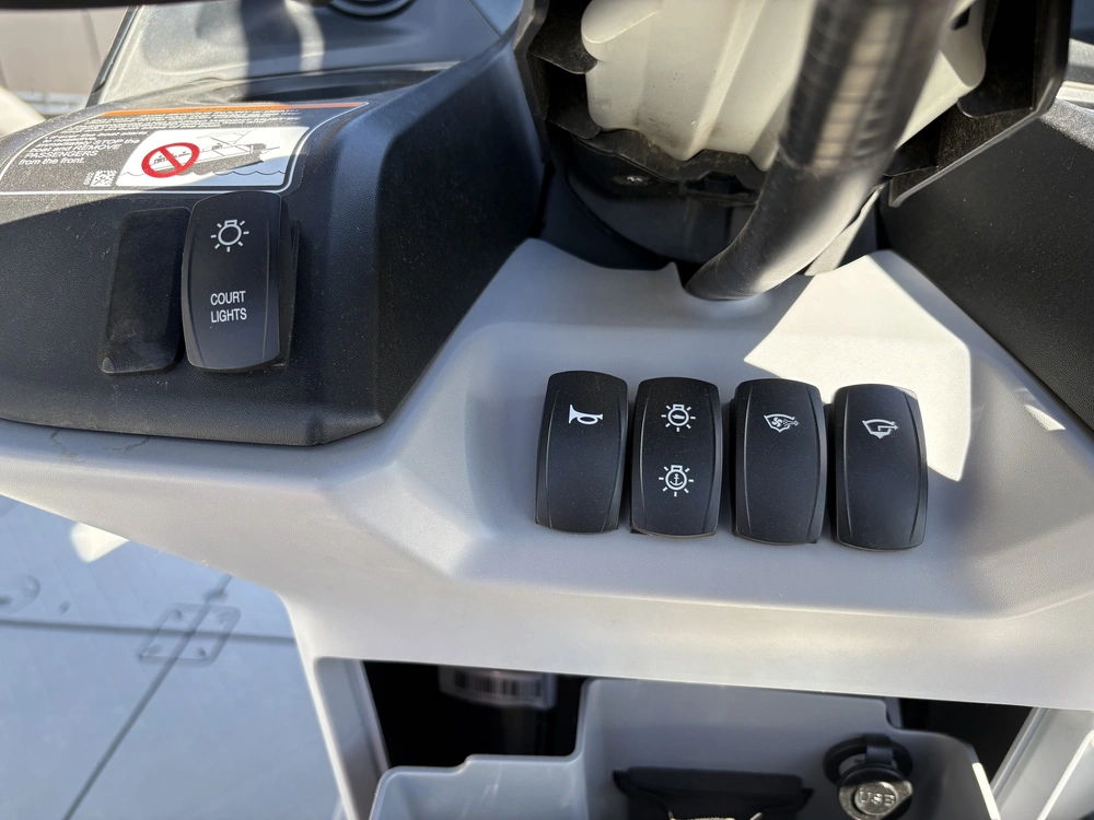 2024 Sea-doo Switch Sport 21 230 Painted alt