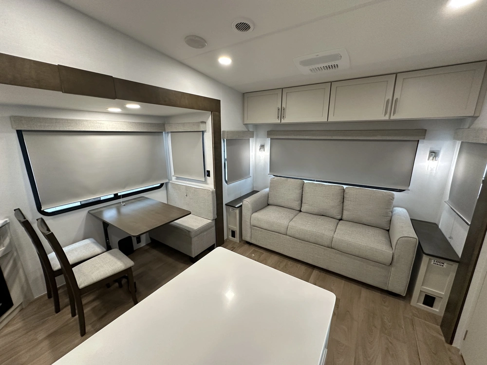 2026 Alliance Rv Avenue 25rl alt