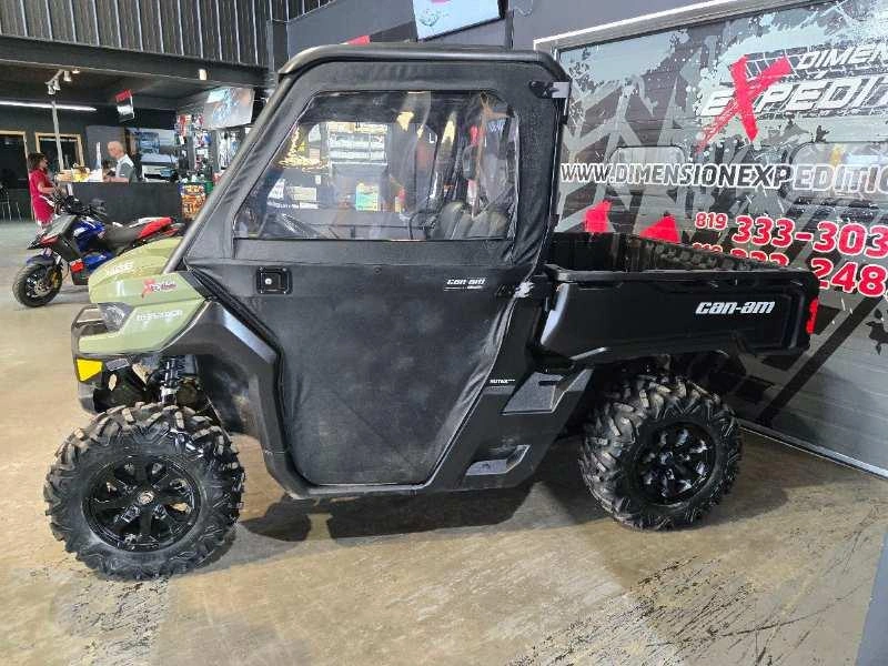 Can-am Defender Dps Hd8 Vert. 2019 alt