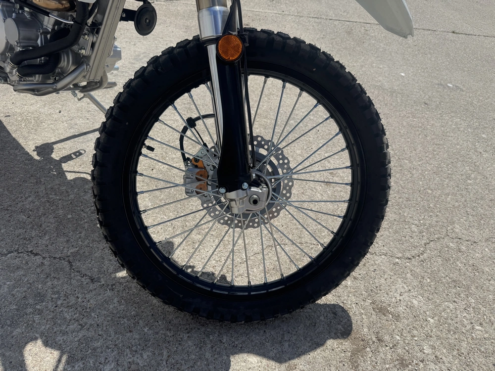 2026 Kawasaki Klx300 alt