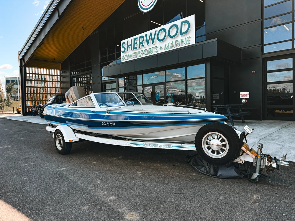 1999 K & C Cobra 2 18' Ski Boat alt