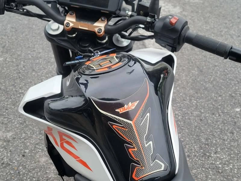 Ktm 390 Duke 2020 alt