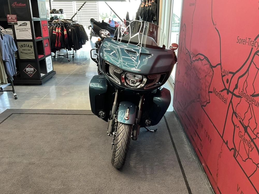 Indian Motorcycle Pursuit Limited + 112 + Audio Package 2026 alt