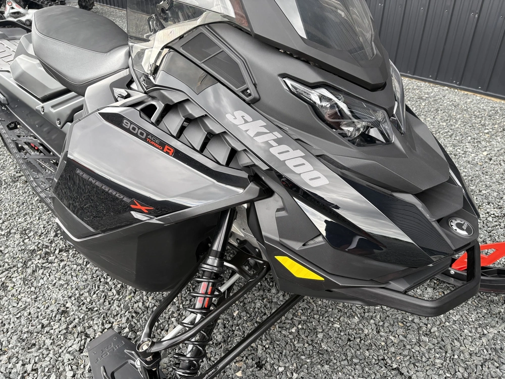 2026 Ski-doo Renegade X 900 Ace Turbo R Ripsaw 1.25" E.s. alt