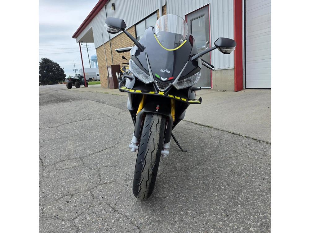 2026 Aprilia Rs 660 alt