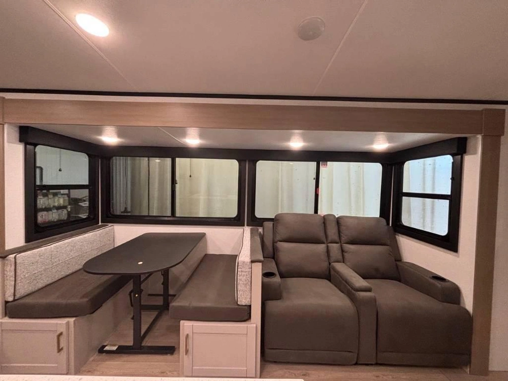 Jayco Jay Feather 27mk 2027 alt