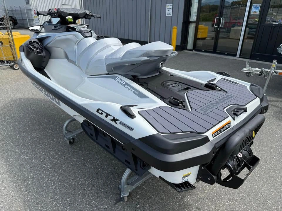 2026 Sea-doo Gtx Limited 325 (sound System) alt