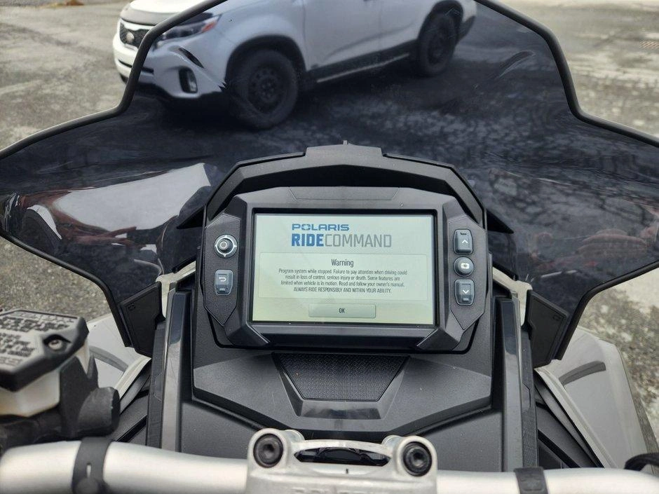 Polaris 650 Indy Vr1 137 2025 alt