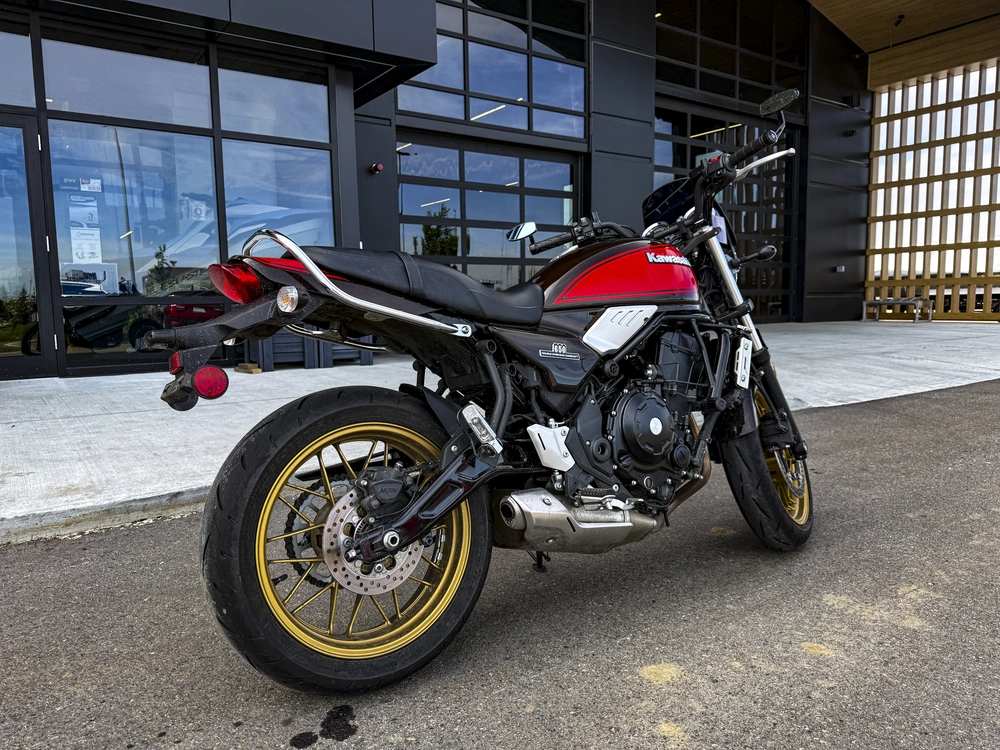 2022 Kawasaki Z650rs alt