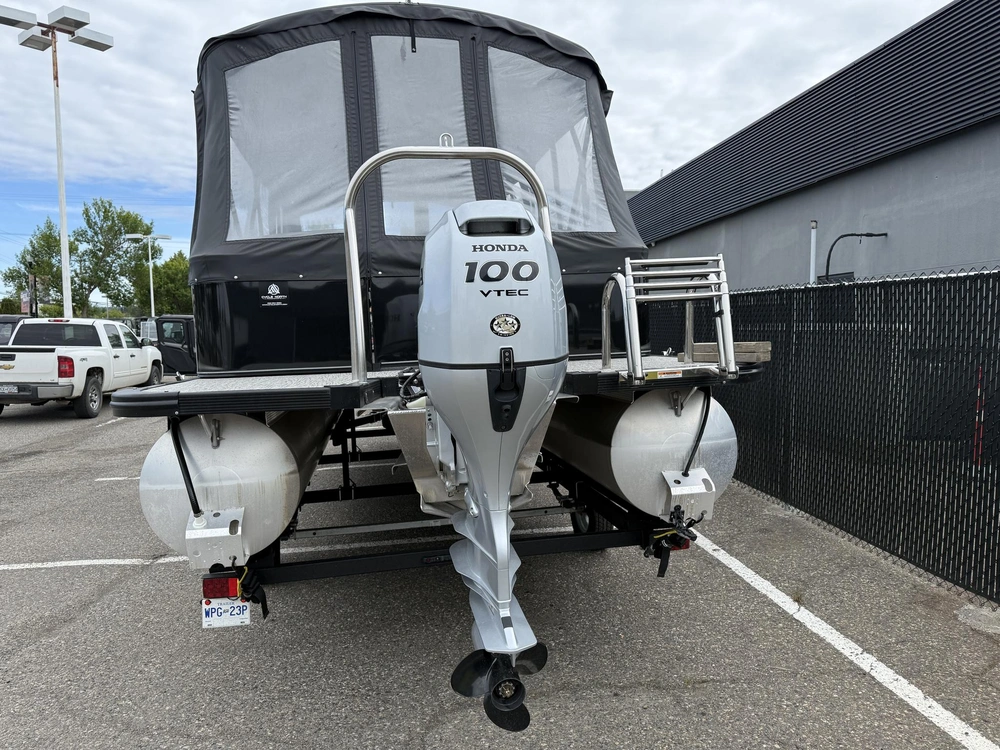 2022 Other Avalon Lsz Quad Lounge 24ft alt