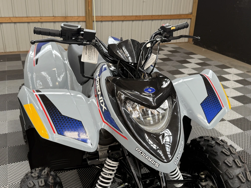 2026 Polaris Phoenix 200 alt