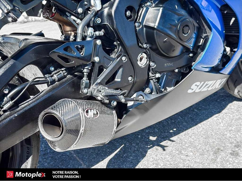 Suzuki Gsx-r1000r *liquidation* 2017 alt