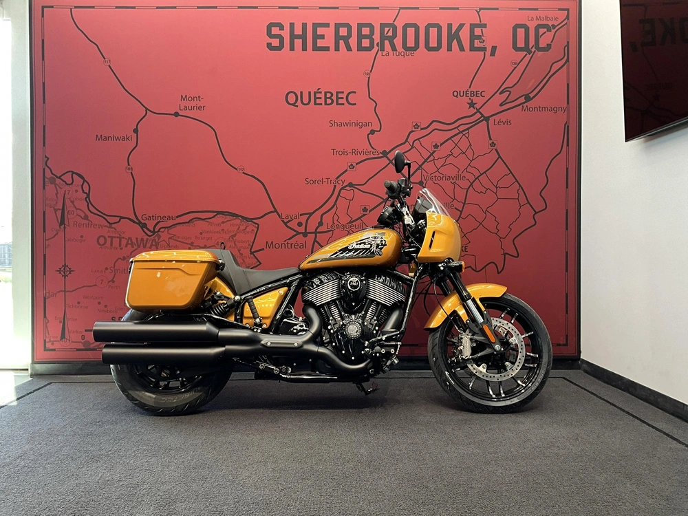 Indian Sport Chief RT combinant confort et performance pour une ride au Québec.