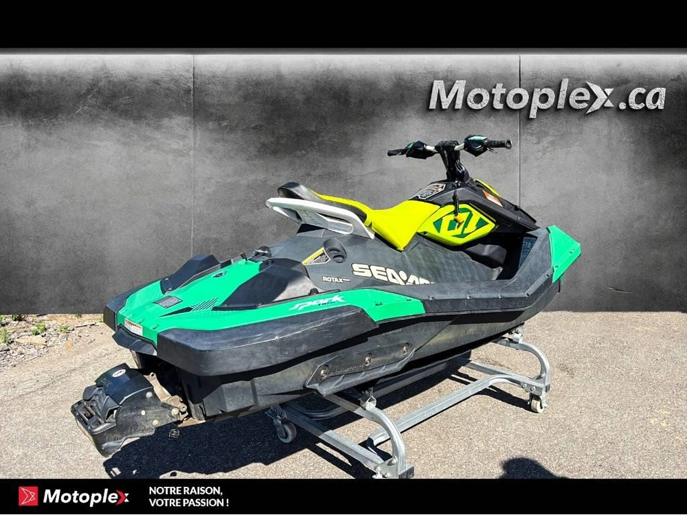 Sea-doo Spark Trixx 2up 2019 alt
