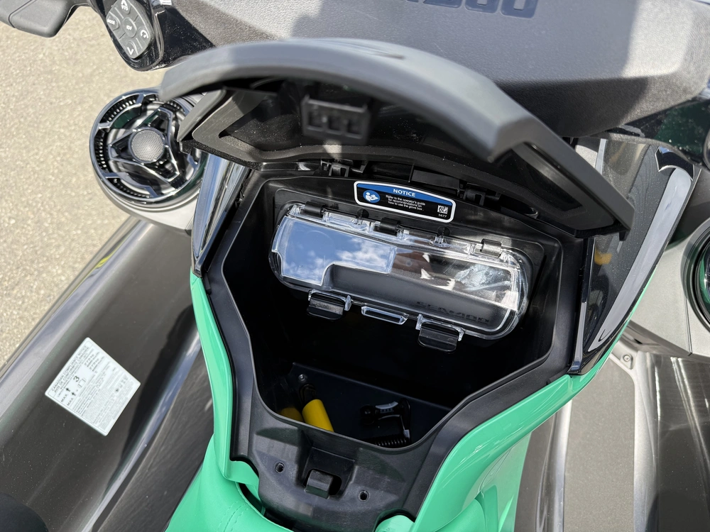 2026 Sea-doo Gti™ Se 170 (sound System) alt