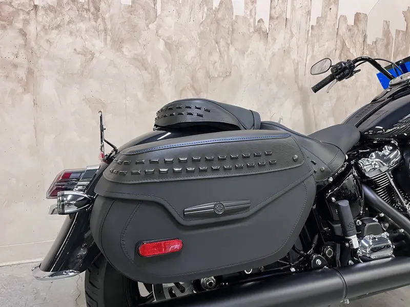 2026 Harley-davidson Flhc Heritage Classic alt