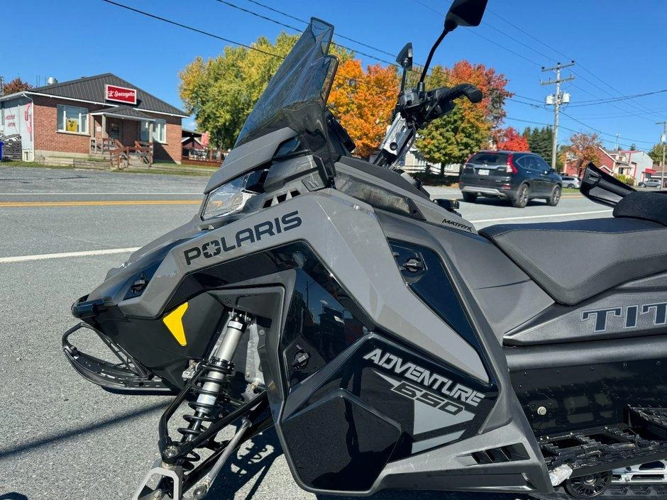 Polaris 650 Titan Adventure 155 Chenille 20x155x1.5 Écran 7s 2025 alt