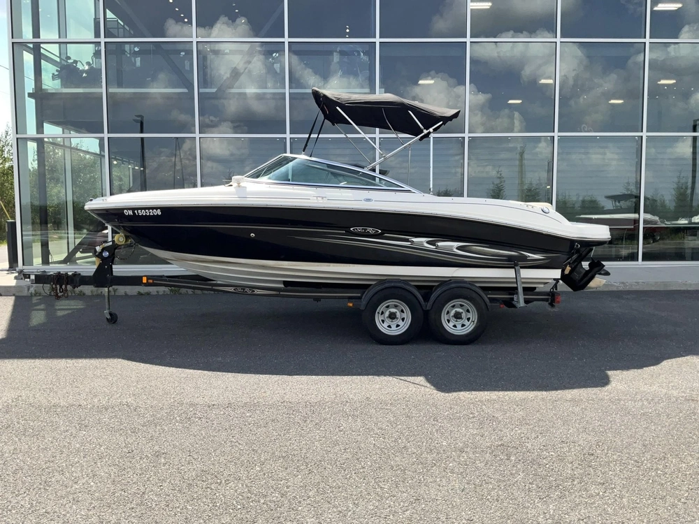 2005 Sea Ray 200 Select alt