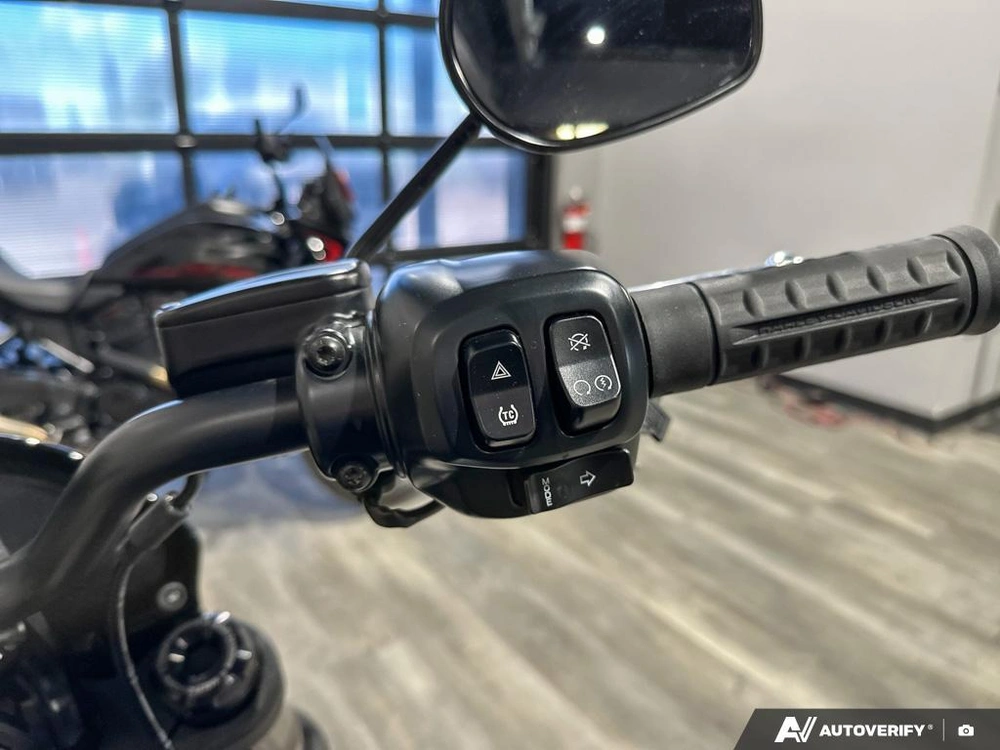 2025 Harley-davidson Low Rider S alt