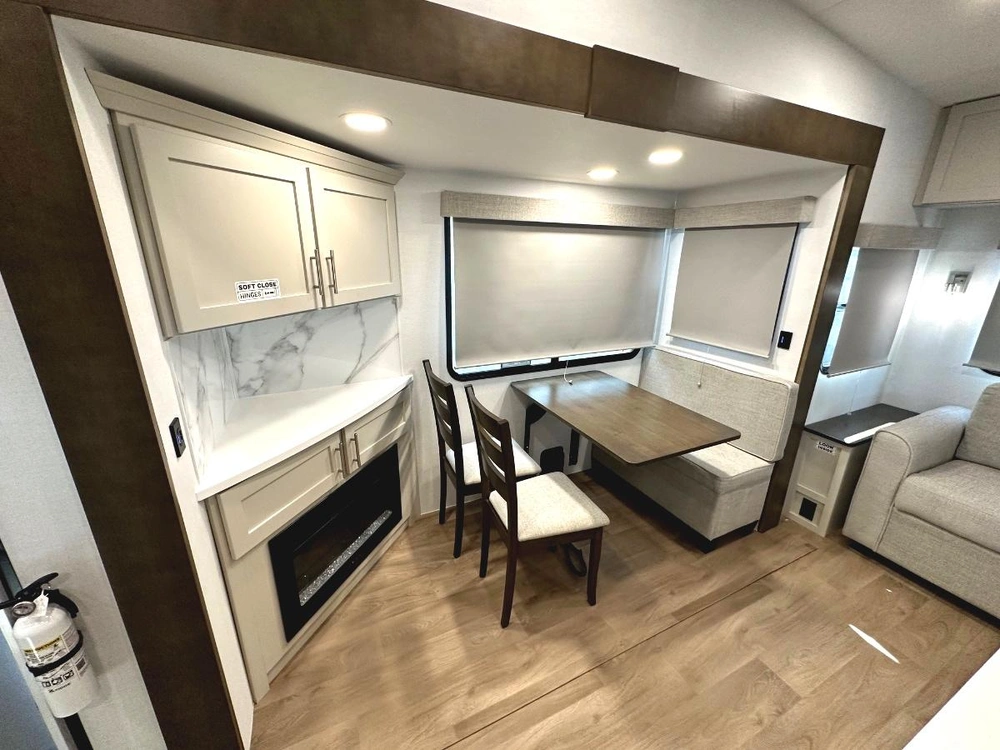 2026 Alliance Rv Avenue 25rl alt