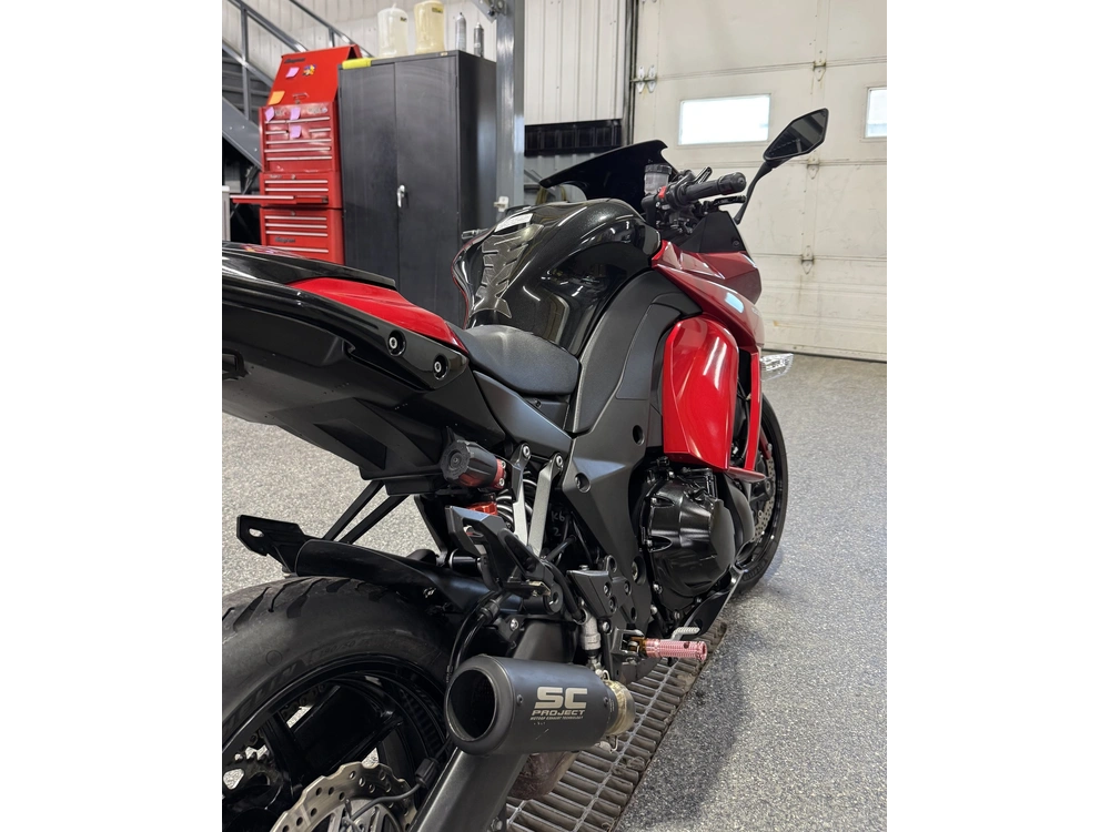 Kawasaki Ninja 1000 2015 alt