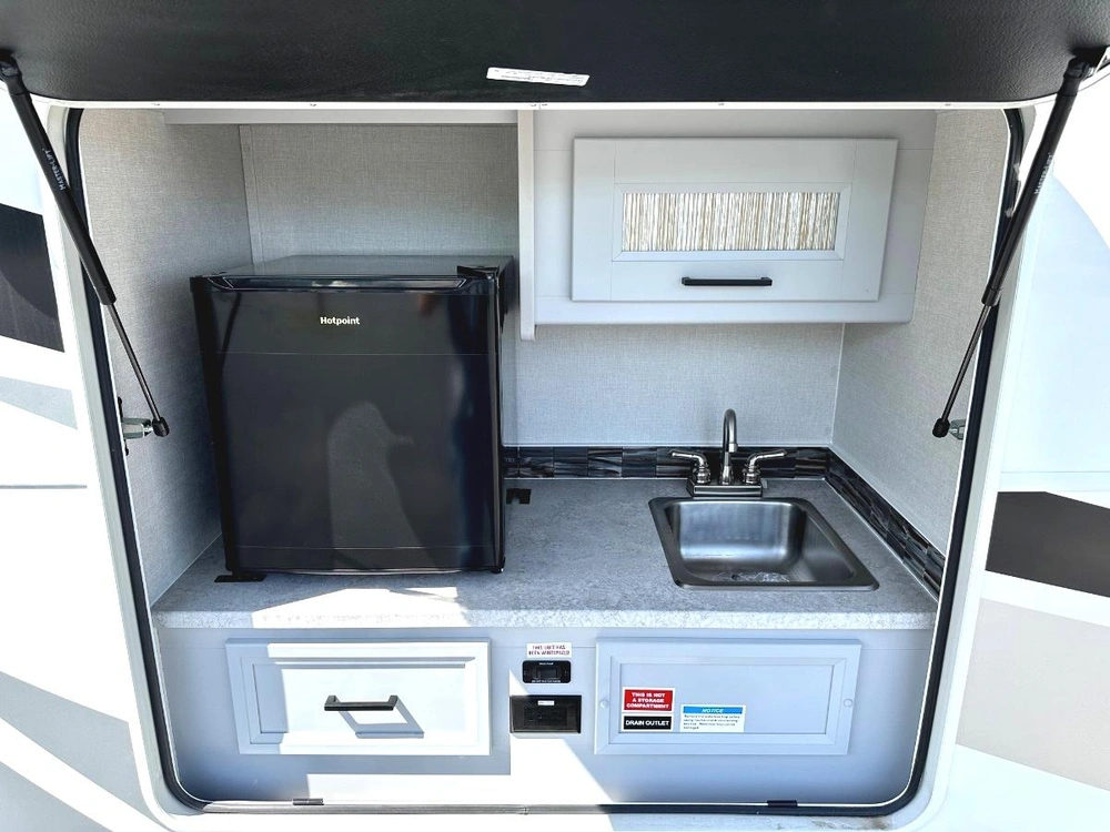 Coachmen Mirada 32ls 2024 alt