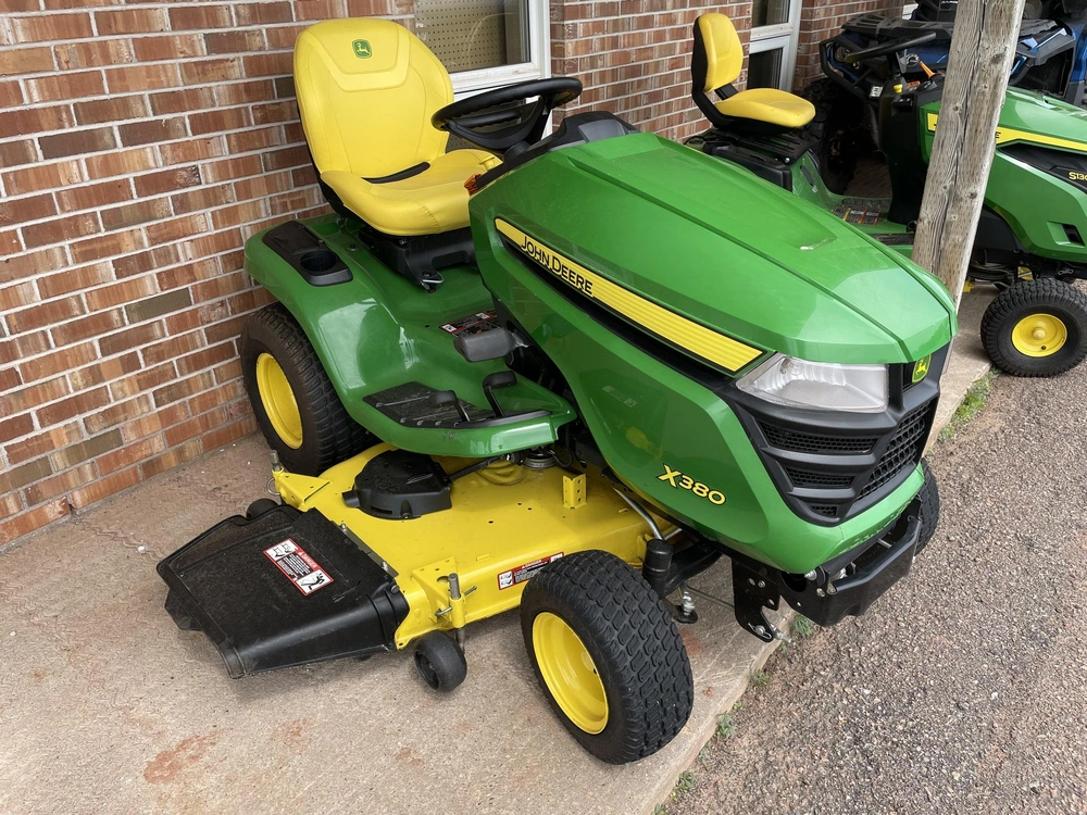 2022 John Deere X380 alt