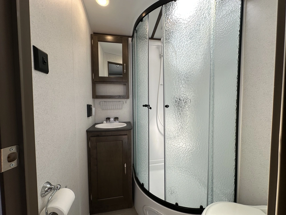 2020 Keystone Rv Passport Ultra-lite Gt Series 2521rl alt