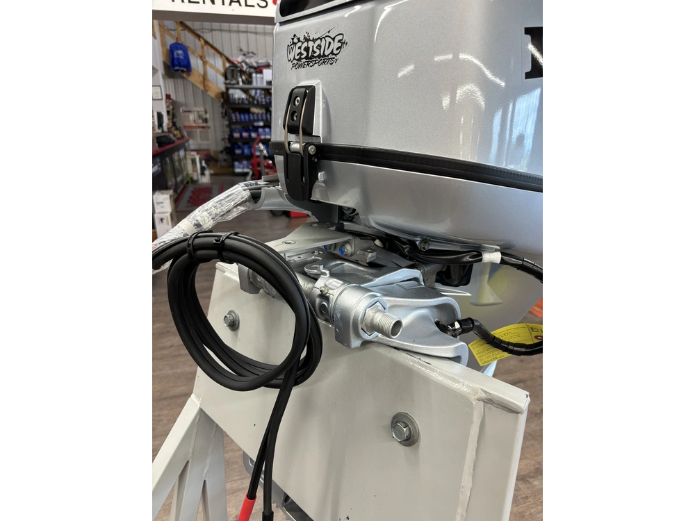 2026 Honda 60hp Remote, Elec. Start Outboard alt