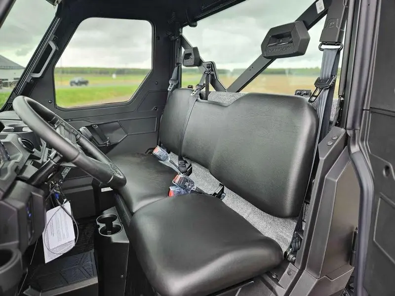 2027 Polaris RANGER XP 1000 CABINE