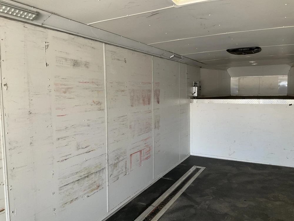 2021 Cargo Express 8.5x30 + 8' Gooseneck Pro-gt Race Trailer alt