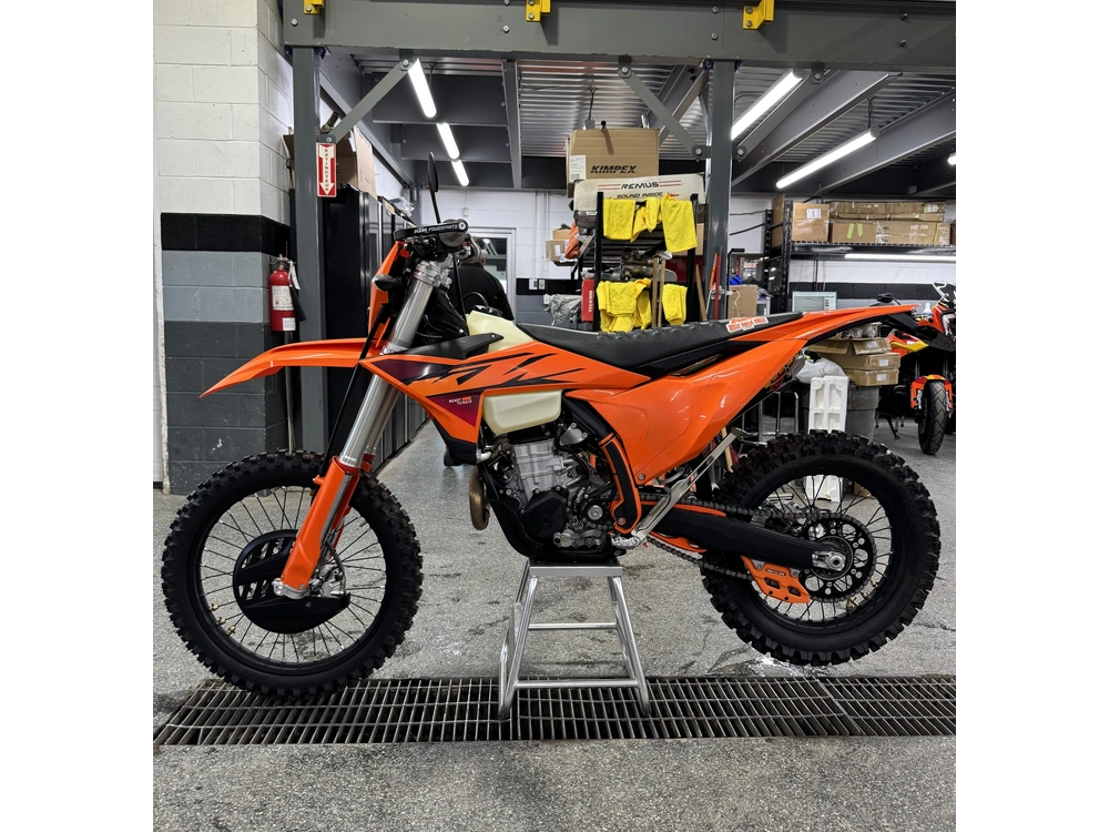Ktm 500 Exc-f 2026 alt