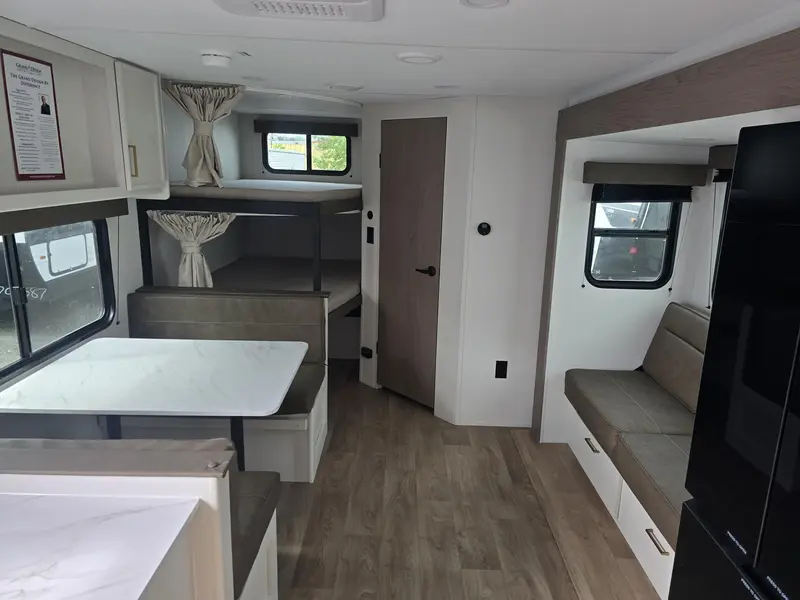 2027 Grand Design Transcend 26bhx