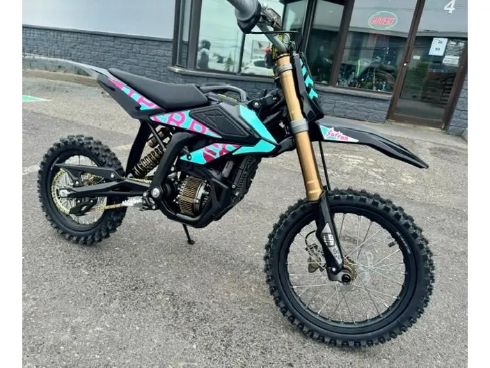 Surron HYPER BEE 100% ÉLECTRIQUE AVEC 8,000 WATTS 2026