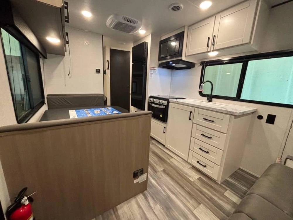 Jayco Jay Flight Slx 211mb 2026 alt