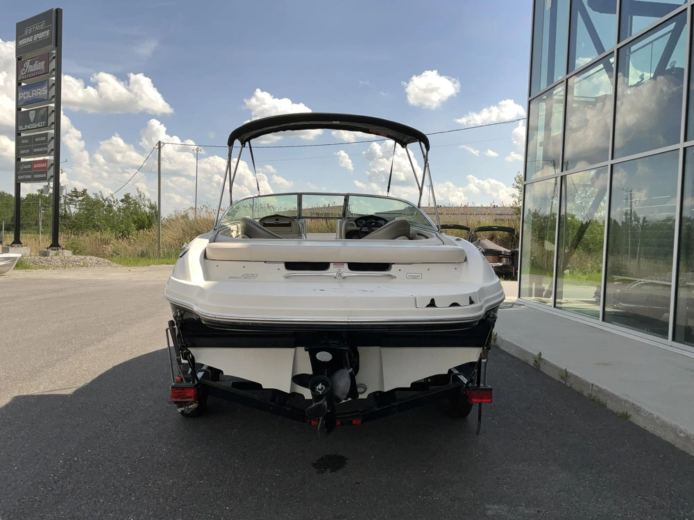 2005 Sea Ray 200 Select alt