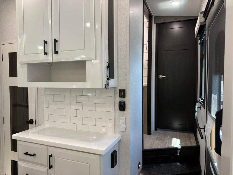 Jayco Pinnacle 32rlts 2027 alt