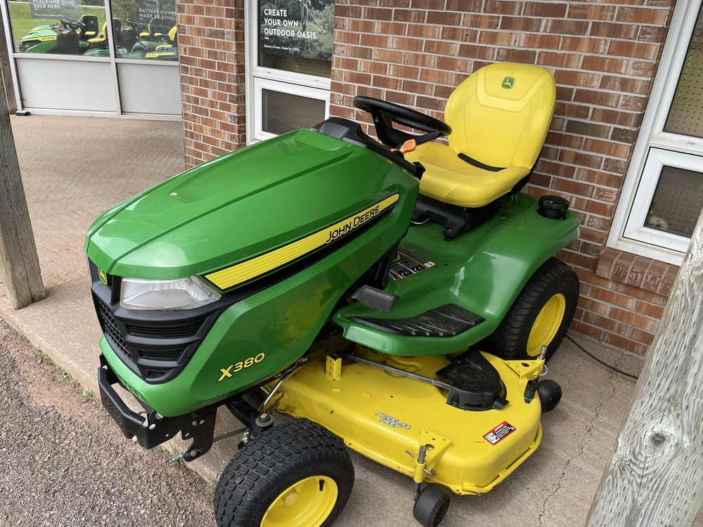 2022 John Deere X380 alt