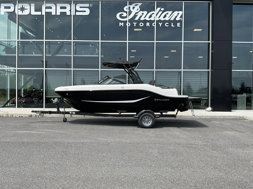 2025 Bayliner D20i alt