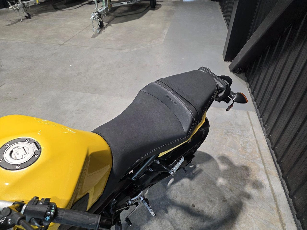 Yamaha Fz09 2015 alt