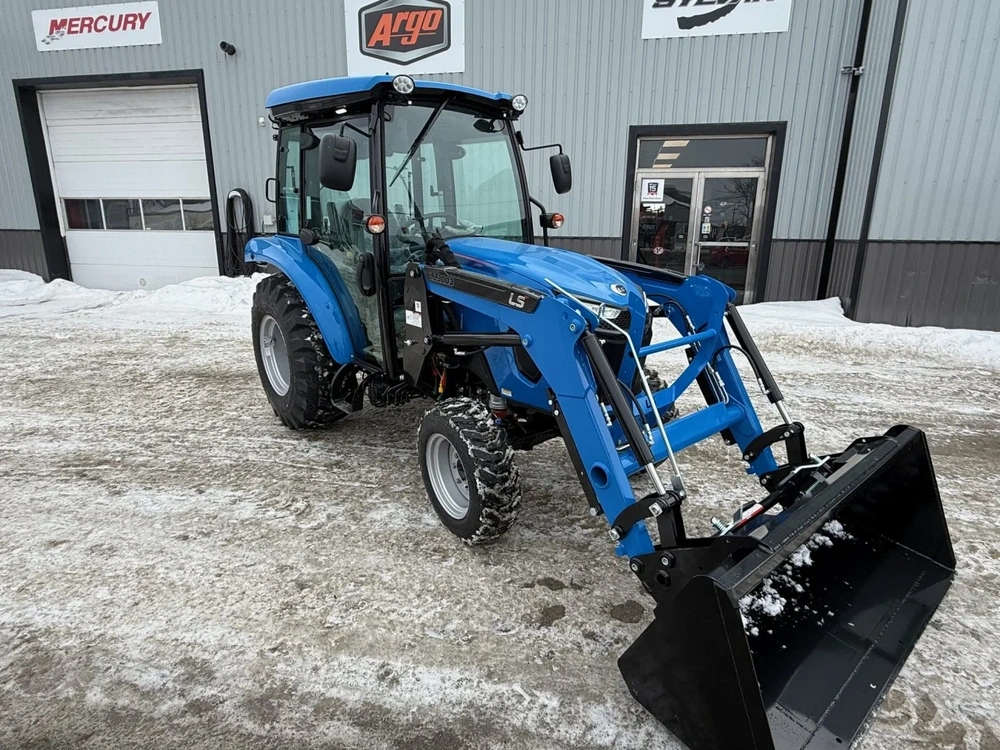 None Ls Tractor Mt242he – 42hp alt